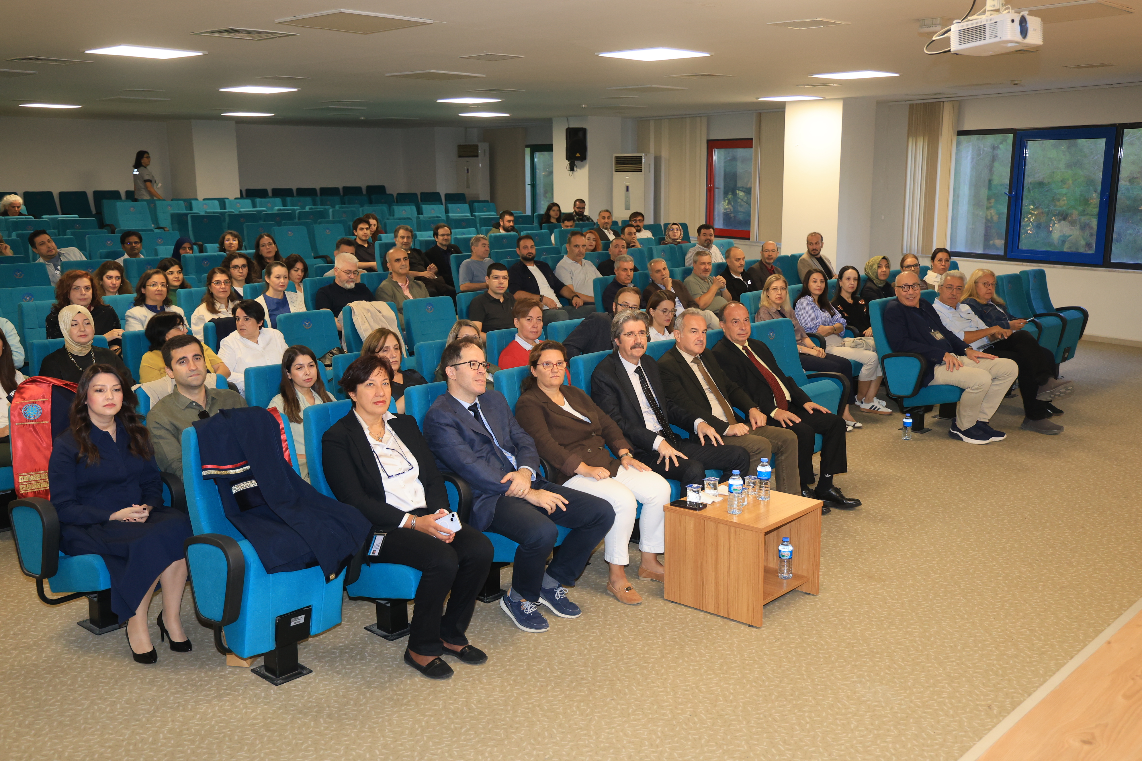 FAKÜLTEMİZDE 2025-2026 EĞİTİM-ÖĞRETİM YILI AKADEMİK GENEL KURUL TOPLANTISI YAPILDI